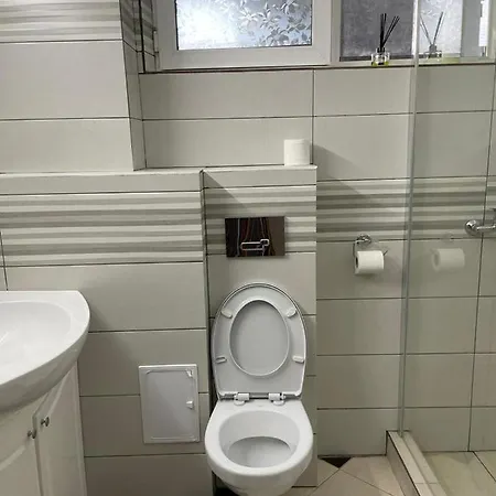 Apartament Eric شقة كونستانتا